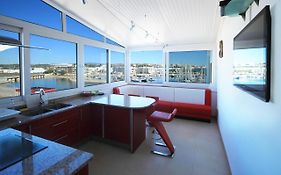 Lagos Apartment With Panoramic Yacht Marina Views